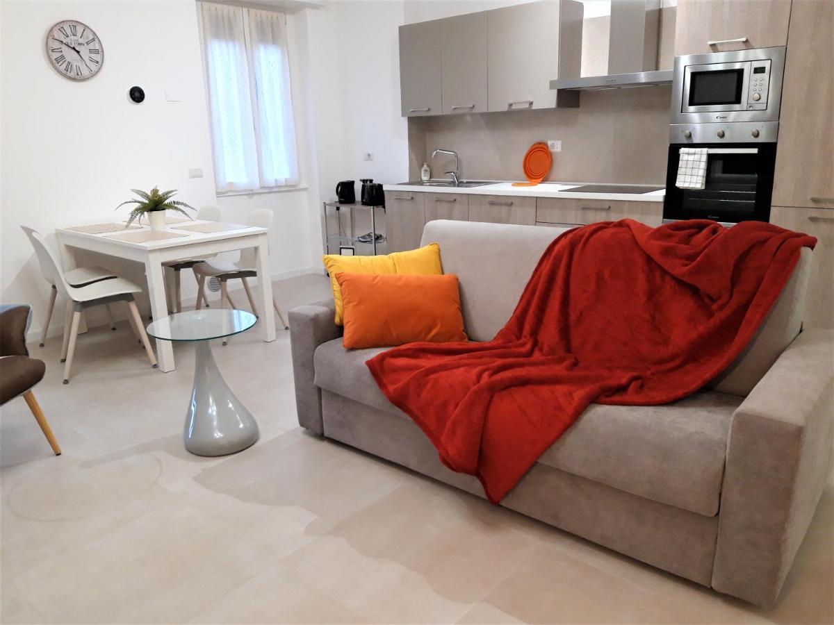 Rent 2 * Mailand